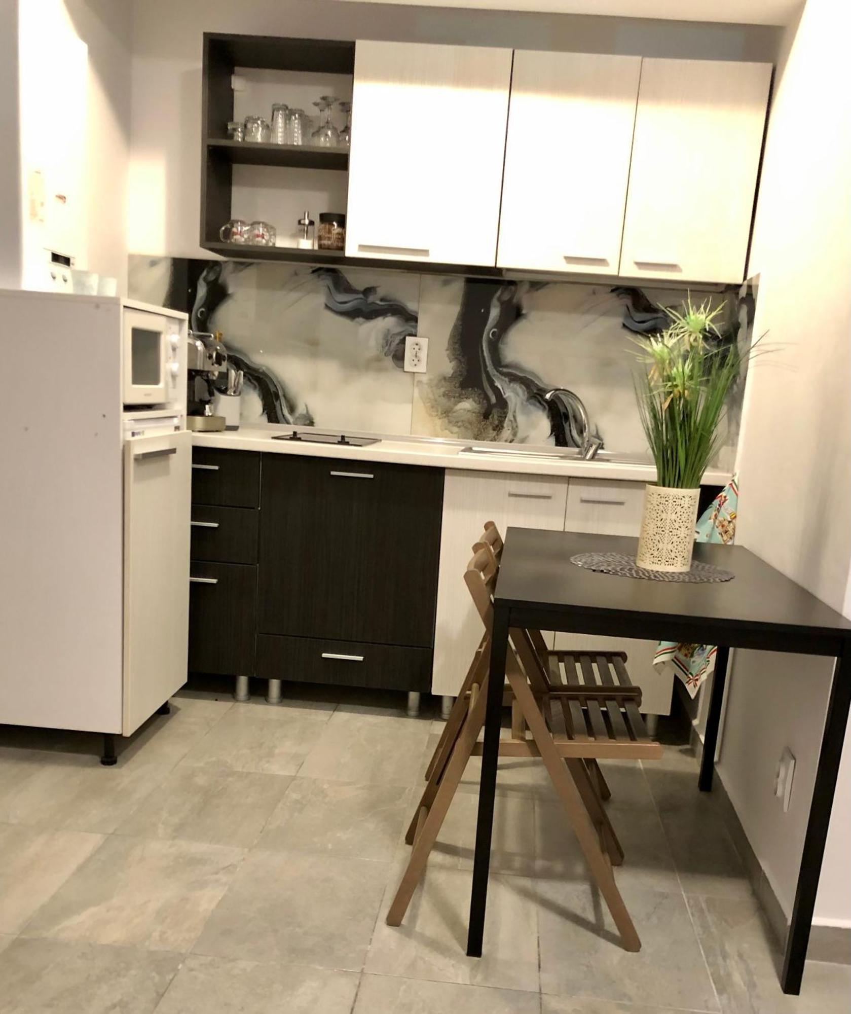 Studio Ines Нэводари Экстерьер фото